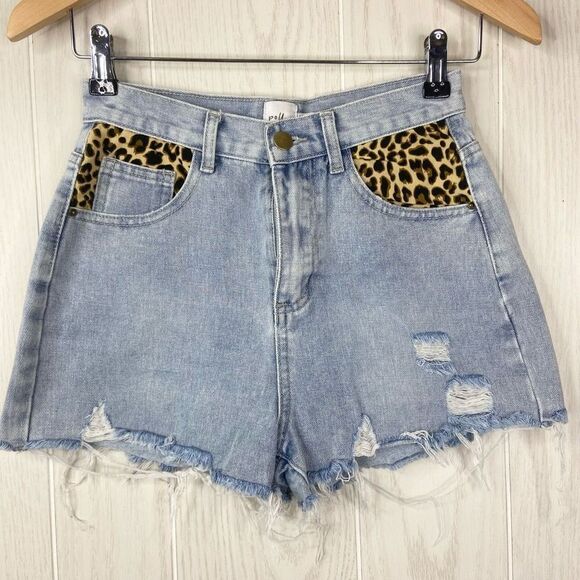 Polly Women's Cut Off Denim Shorts Animal Print Pockets Distressed Blue Size 0 - Picture 1 of 6